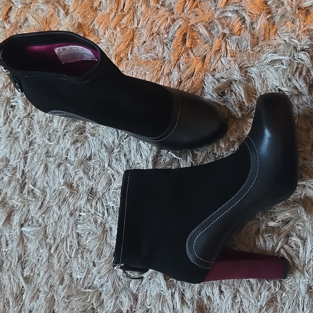 Hush Puppies Black And Burgundy Leather And Suede Booties